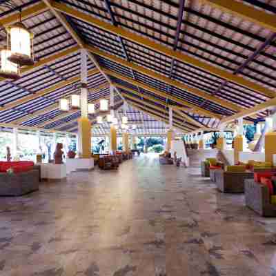 丹布勒阿馬雅湖飯店 Hotel Exterior