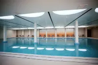 Bubble Hall Hotel