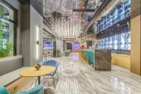 Jingji e-Sports Hotel (Tianjin Railway Station Wudadao Cultural Tourism Area Store) - Pet-friendly