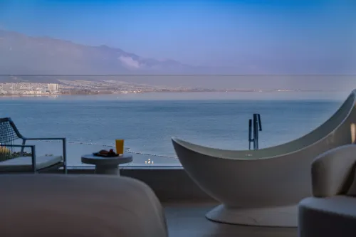 Dali Fengyouyuan · Luyushiguang Villa Sea View B&B (Erhai Park Branch)