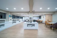 Elong R.YUN Hotel (Mingguang Station Central Plaza) - breakfast