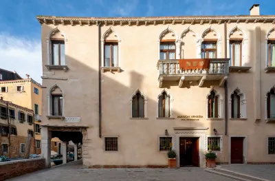 Residenza Venezia | Una Esperienze Hotel berhampiran Casa dei Tre Oci