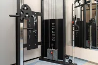 REZEN LONGUU Hotel (Foshan Sanshan Newcity North Subway Station Store)