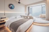 Yun Qi Jian Shan Guan Hai Vaction House
