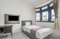 Collection O Bogor Near Ipb University Formerly Yasmin Hotels in Dramaga