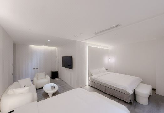 191 호텔 닌샤 로비 간식