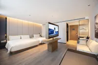 Dandong Wanda Plaza An Dong Old Street Atour Hotel