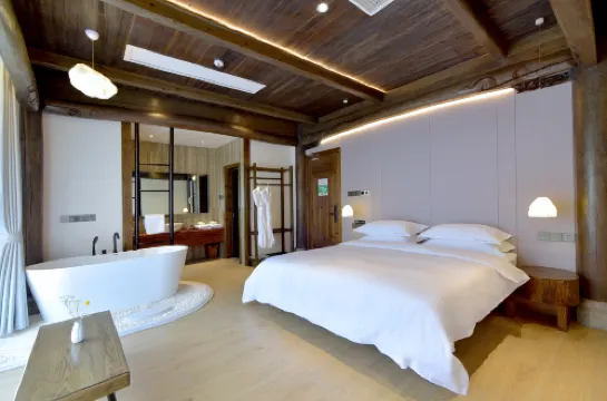 橫店奢漫民宿（影視城秦王宮夢幻谷）