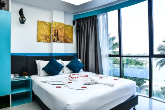 The Hive Beach โรงแรมใกล้Dive The World Maldives