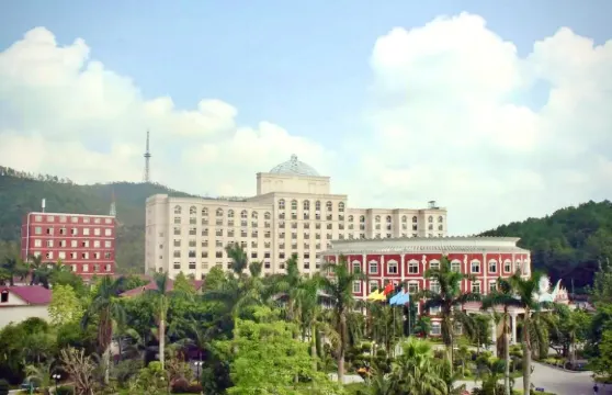 廉江麗波酒店（廉江櫻花公園店）