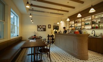 Jiesu · Mountain and mountain · French-style Mountain Residence in Lushan Mountain
