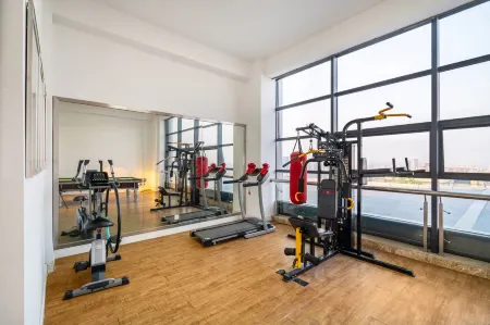 Oceania Hotel Отели рядом с достопримечательностью «Jiaxing Vocational & Technical College»