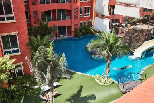 Seven Seas Condo Resort OB D7 Отели рядом с достопримечательностью «Плавучий рынок в Паттайе»