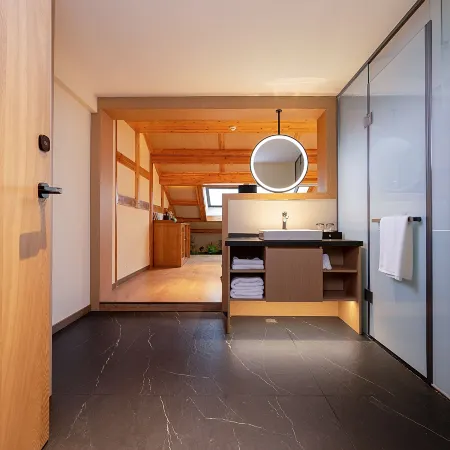 Li Family Courtyard Zen Hotel (Hongya Liujiang Ancient Town Branch)