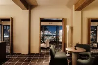 Sunyata Mountain Alley Chongqing Resort - bar