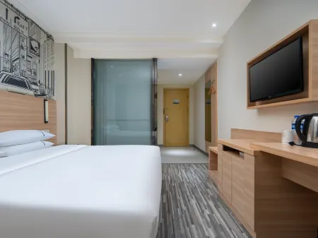 City Comfort Inn Hotel (Laohekou Hanjiang Plaza Bus Station)