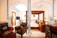 The Raj Palace (Small Luxury Hotels of the World)