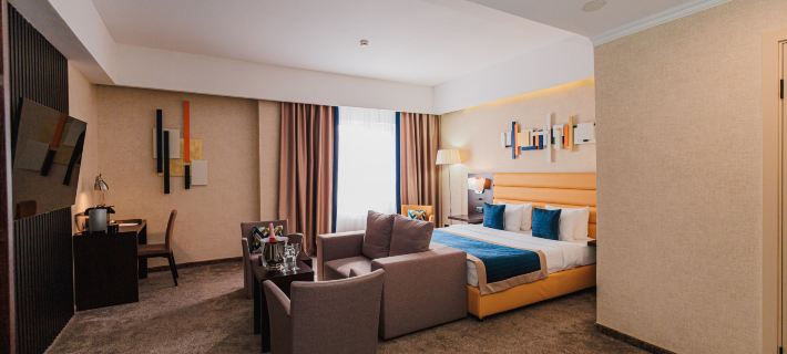 Comfort Hotel Astana Hotele w: Astana