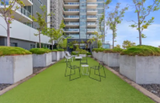 Trafalgar Lane Apartments by CLLIX