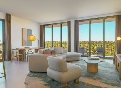 The Westin Salgados Beach Resort, Algarve