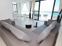 Huagang Seaside Steps B&B
