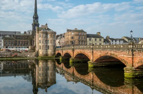 Luxury Georgian Apartment by Hauss Ayr, 5mins Beach Hotels in Ayr