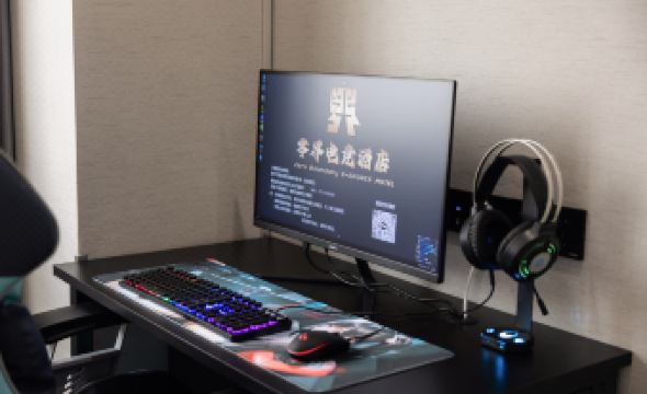 Lingjie E-Sports Hotel (Nanning Anji Bus Station Subway Station)