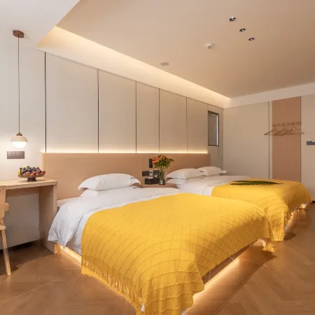 Jiuhuashan Yueting Lanshe Homestay (Tourist Service Center Branch)