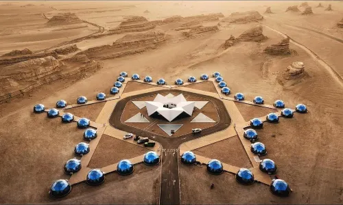 Lonely Space（ Gobi ）wild luxury hotel