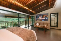 Shennongjia Linye Homestay (Dajiuhu) Hotels in Shennongjia
