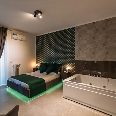 Modern Suites By YOU Rhome in Garbatella โรงแรมใกล้สถานี Roma Ostiense Train Station