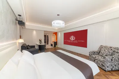 Zecheng Purejoy Designer Hotel (Ningxia Museum Jinfeng Wanda Branch) Hotels in der Nähe von Ningxia Tianbao Automobile Transportation Co.， Ltd. Yinchuan West Station