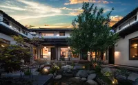 Shaxi Ruoliu Designer Resort Hotel