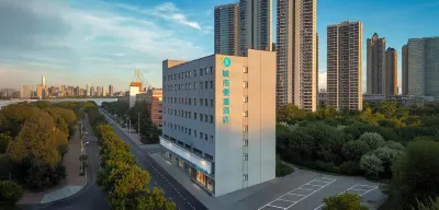 City Comfort Inn (Wuhan Guobo Center Qianjincun Metro Station) Hotels in Wuhan