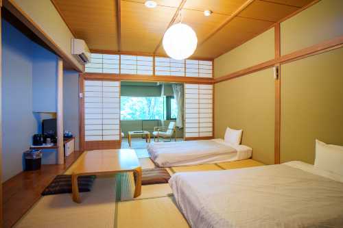 久葉小塚旅館(元箱根町仙石原虎乃湯)