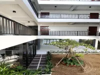 Hotel Wualai by Cmstay Hotels near Hai Ya