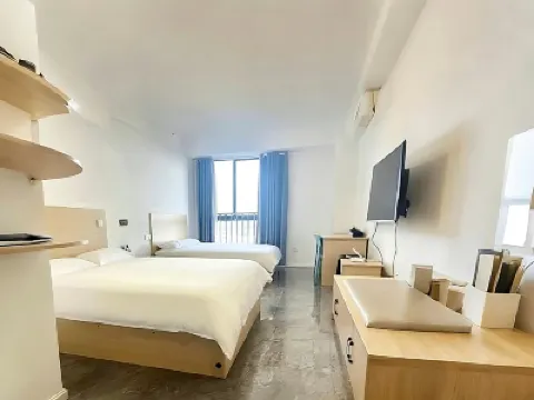 Songming Youjia E-Sports Hotel Hotels near Yunnan Business Vocational College