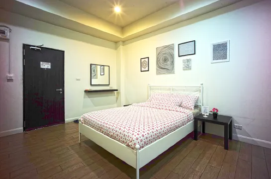 26 bed and coffee