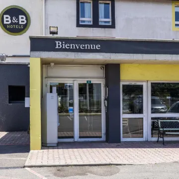 B&B Hotel Perpignan Nord Aéroport Отели рядом с достопримечательностью «Romanesque Sculpture Center»