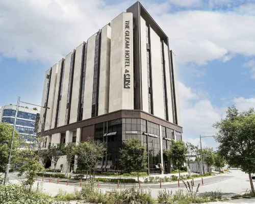 The Gleam Hotel Hotels near Seonhak Station