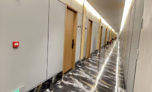 Dazhou Bumblebee E-Sports Hotel