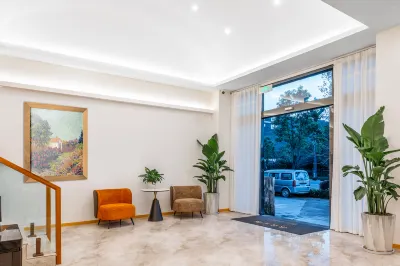 Harmony Joy Hotel Hotels near Cenxiu Park