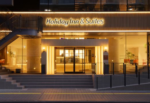 더 비 삿포로 깔끔한 객실 이미지