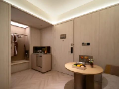 Crystal Orange Qingdao May Fourth Square the MixC