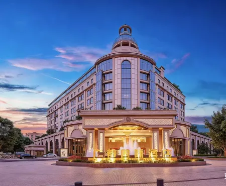 Guangdu International Hotel（Sanliba Station Store of Chengdu Shuangliu International Airport） Отели рядом с достопримечательностью «Chengdu Wuhou Jinhuaqiao Residential District Jinfeng Community Cultural Center»