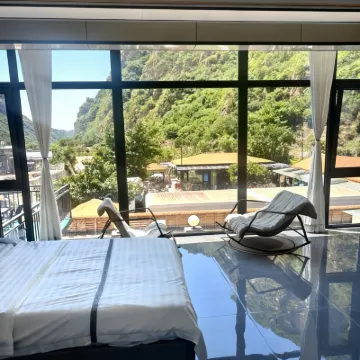 Shangshan Ruoshui Homestay (Stone Forest Gorge Scenic Area) Hotels near Pinggu Shilinxia Natural House Farm House