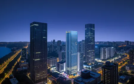 Bulu Hotel (Nanchang Aixihu East Subway Station) Отели рядом с достопримечательностью «Yuweizhou Park»