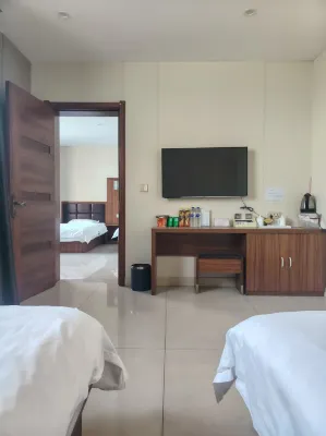 Sanlimi Hotel Hotels near Yantongshan Railway Station