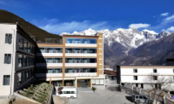 Suosong Mingting (Suosong Village)