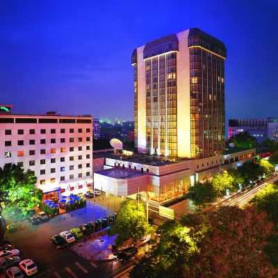 Peace Hotel Beijing(Forbidden city) Các khách sạn gần Beijing City Centre